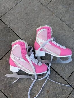 Dětské brusle 32