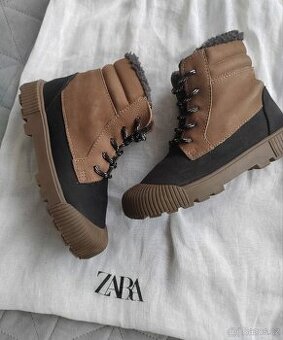 Teplé kožené boty ZARA pro chlapce – vel. 28