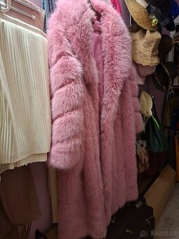 Elegantní kožich z umělé kožešiny - nový stav