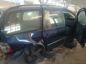 Vw Sharan 1.9 TDI, rok 2004, 85 Kw