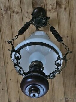 Starožitný rustikální lustr