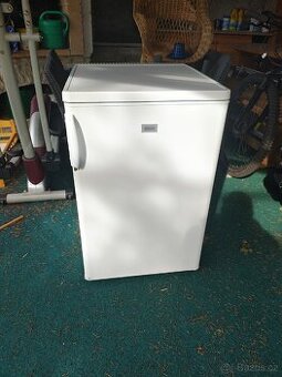 Malá lednice Zanussi