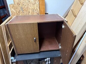Skříňka nabytkova 80x40x40
