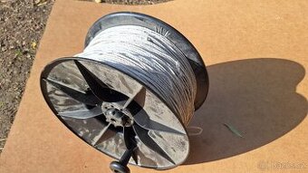 Lanko pro elektrický ohradník