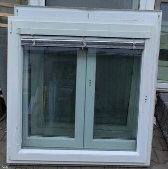 Plastové použité okno 3ks- bílé 110(šířka)x130cm
