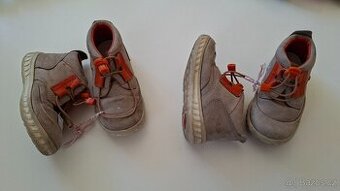 Velikost 22 a velikost 23