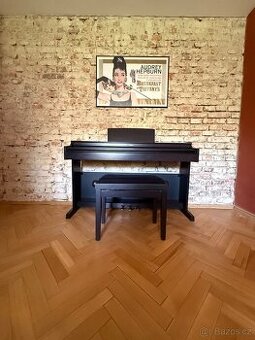 Piano Yamaha ARIUS YDP-163, velmi pěkný stav, minimálně hran