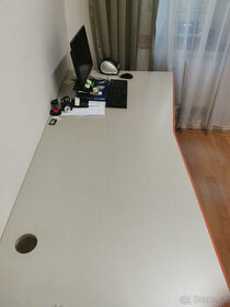 Kancelářský psací stůl - 1