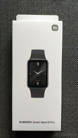 Nové černé chytré hodinky Xiaomi Smart Band 8 Pro