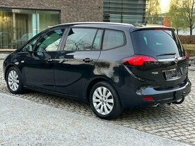 Opel Zafira Tourer 2.0CDTi 125kW 7 MÍST KAMERA NAVI VÝHŘEV