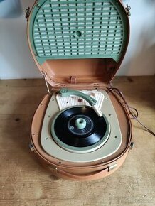 Funkční starý přenosný elektronkový gramofon Philips NG 1361