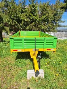 Zemědělský přívěs, sklápěcí traktorový vlek TR4000
