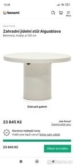 Zahradní stůl z bílého cementu