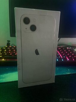 ZABLOKOVANÝ IPhone 13 128gb