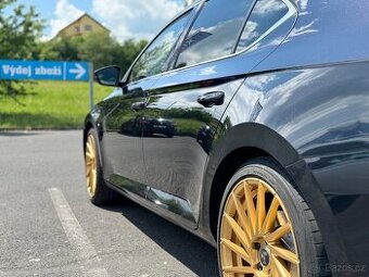 Škoda Superb 3
