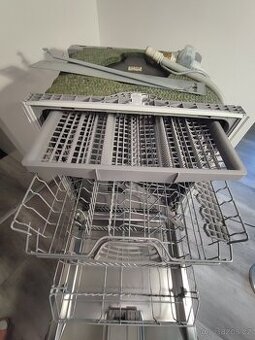 Plně vestavná myčka nádobí 60 cm BOSCH - SMV25EX00E