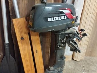 SUZUKI 5 HP