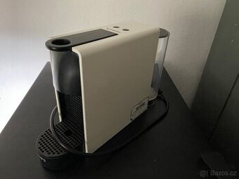 Kapslový kavovar Krups Nespresso