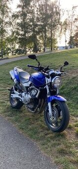 Prodám Honda Hornet 600 (r.v. 2003) – v TP 25 kW (lze řídit