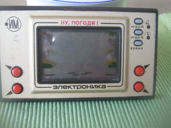 Prodám sovětskou LCD hru Elektronika IM-02 Jen počkej zajíci