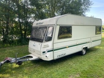 Chateau 495, 4 osoby, předstan, 100km/h
