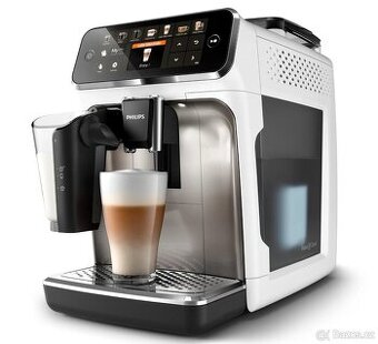 Kávovar Philips EP5443 LatteGo