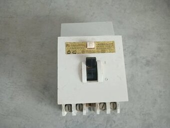 Koupím DDR FI- 3Fázový proudový chránič 25A