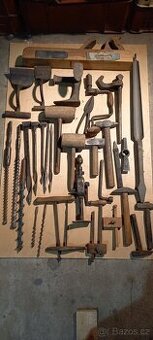 Klempířské , Truhlářské  nářadí.