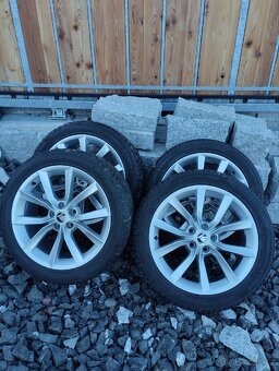 Alu Modus 5x112 r18 Superb 3 235/45/18 zimní