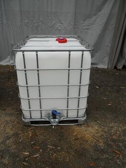 Kontejner 1000 litrový IBC