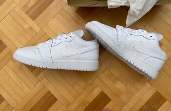 Tenisky Nike air Jordan 1 vel.36