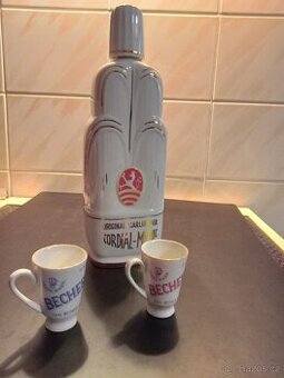 Porcelánová lahev a 6 frťánků - Jan Becher.