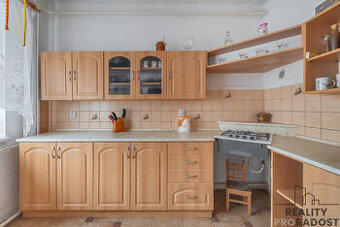 prodej rodinného domu 5+1 v Přeskačích se zahradou, RD 5+1, 