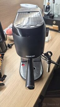Pákový kávovar Sencor