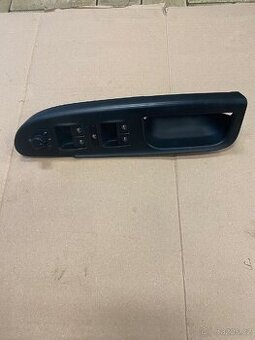 Ovládací panel Passat