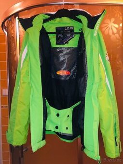 # lyzarskabunda#zimni bunda# sportovni#skapuci