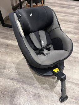 Detska protisměrná autosedačka