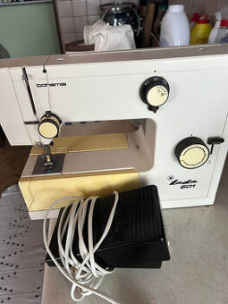 Prodám šicí stroj -LADA 601