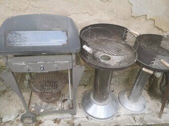 Gril plechový, použitý - 2 ks, ks/99,- Kč