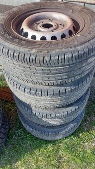 Letny pneu Ford custom