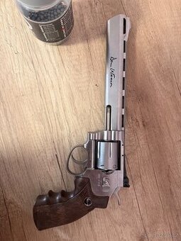 Plynový Revolver Dan Wesson