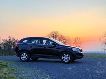 VOLVO XC60 D5