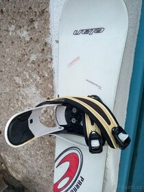 Snowboard 138 komplet s vázáním + boty