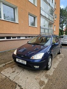 Ford Focus 1.6 benzín