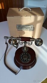 Replika historického telefonu