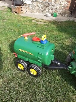 Prodám fekálek - cisternu za šlapací traktor John Deere