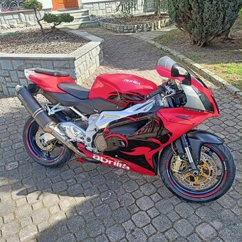 Aprilia RSV 1000 vymena mozna