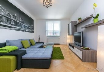 Pronájem plně zařízeného bytu u metra Bořislavka