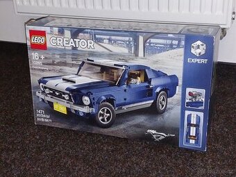 Ford Mustang jen box