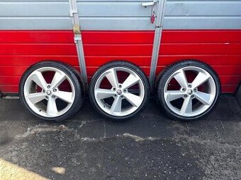 ALU kola Škoda 2x GOLUS 18" 7,5J ET51 pneu 225/40/R18
